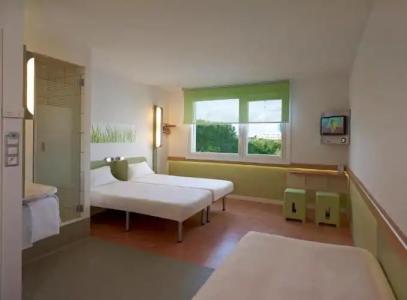 ibis budget Warszawa West Station - 15