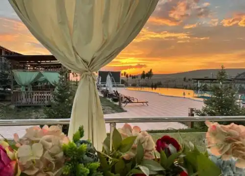 Sairam Su Resort - 12