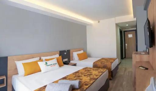 Clover Magic Park Side Otel - 37