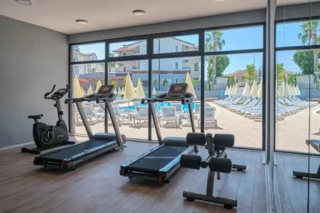 Clover Magic Park Side Otel - 18