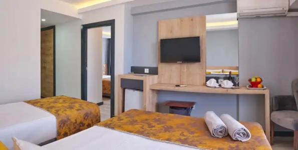 Clover Magic Park Side Otel - 3