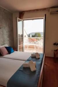 Apartments Bella - 17