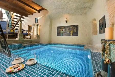 Elysion Cave Suites - 58