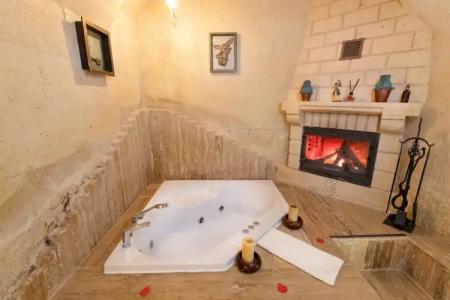 Elysion Cave Suites - 50