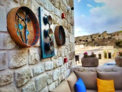 Elysion Cave Suites - 23
