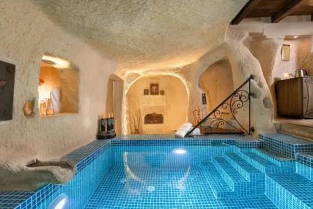 Elysion Cave Suites - 19