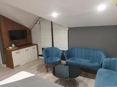 White Golden Suite - 118