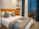 Large Deluxe Suite with sea view