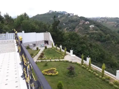 White Pavilion - 14