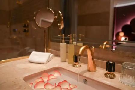 Paris j'Adore & Spa - 10