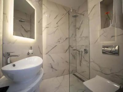 The Moon Boutique - 40