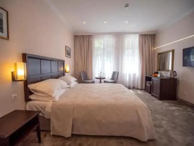 The Moon Boutique - 22