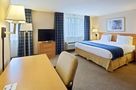 Fairfield Inn & Suites by Marriott Seattle Downtown/Seattle Center - 6