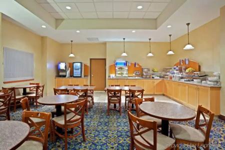 Fairfield Inn & Suites by Marriott Seattle Downtown/Seattle Center - 24