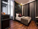 Standard Triple room with city view