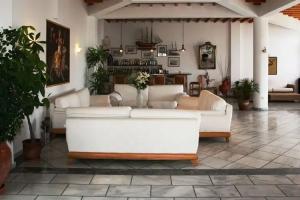 San Antonio Summerland, Mykonos City