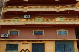 Magic Golden Pyramids Inn, Cairo