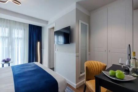 Classic by Athens Primes - 135