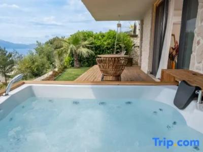 Vista Del Amor Faralya - 237