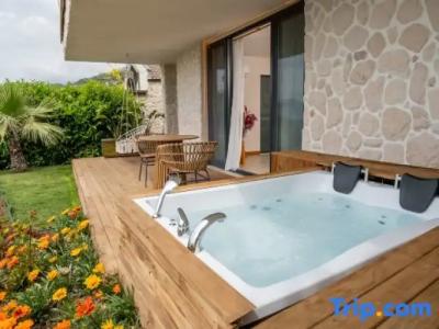 Vista Del Amor Faralya - 240