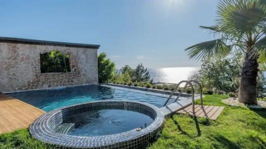 Vista Del Amor Faralya - 176