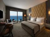 2 rooms Family room with balcony and with sea view