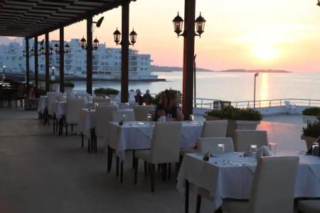 GRAND CENTER BOUTIQUE & Roof Restaurant - 22