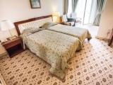 Standard room with city view