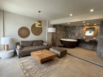 The Noverian Bios Santorini - 148