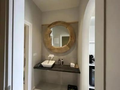 The Noverian Bios Santorini - 180