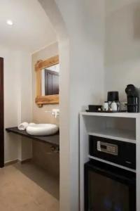 The Noverian Bios Santorini - 50