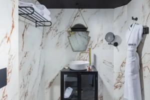 Beach Hotel by Zvieli, Tel Aviv