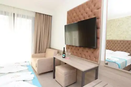 Victory Panorama Mini-hotel - 1