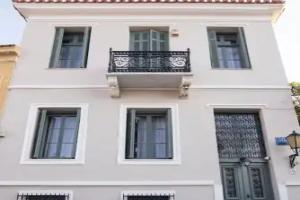 Acron of Plaka by YHA, Athens