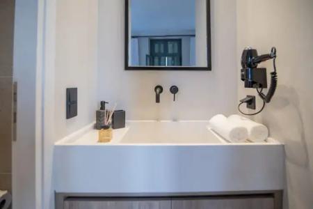 Acron of Plaka by YHA - 7