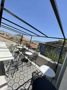 Acron of Plaka by YHA - 11