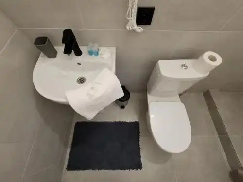 VIP - 18