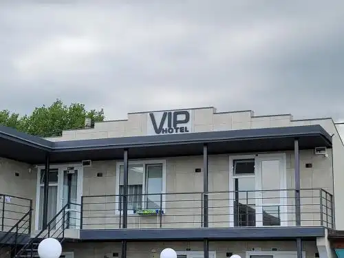 VIP - 34
