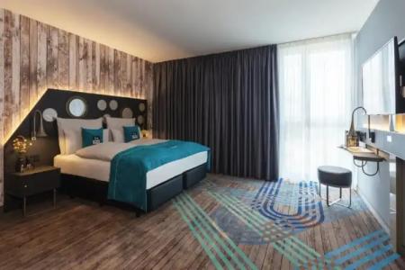 Holiday Inn - the niu, Brass Munich Olympiapark by IHG - 1
