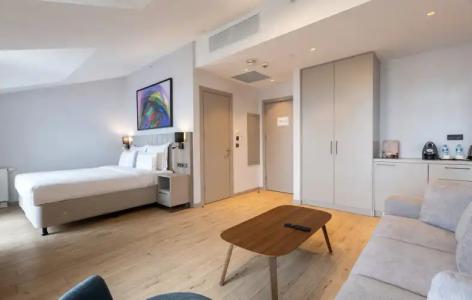 Antwell Suites & Residence - 55