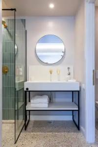 L'Avventura Athens - 24