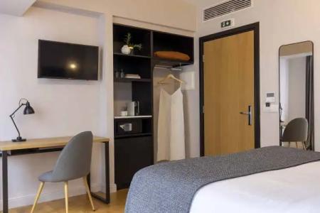 L'Avventura Athens - 18