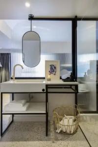 L'Avventura Athens - 48