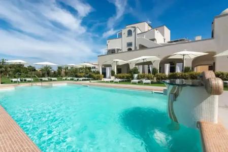 Insula Boutique - 14