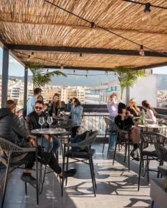 Play Theatrou, a member of Browns - 19