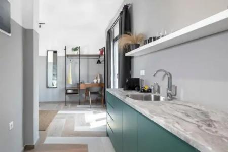 Play Theatrou, a member of Browns - 63