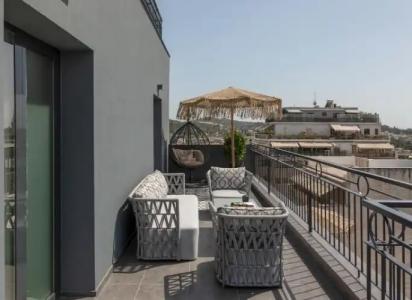 Play Theatrou, a member of Browns - 80