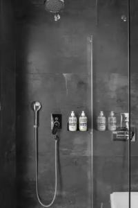 Play Theatrou, a member of Browns - 75