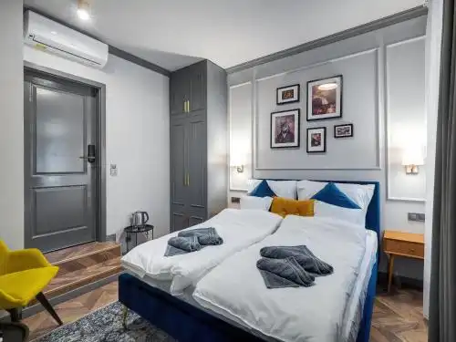 A22 Boutique Suites - 14