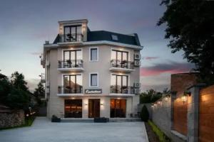 Semeen Hotel Konstantinovi, Kyustendil